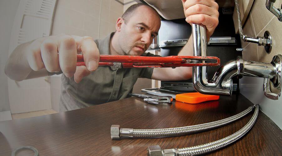 Expert burst pipe repair services in Rockport, IL